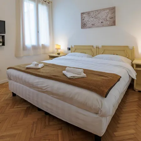 Pensjonat Luccon - Centro Storico Mirano